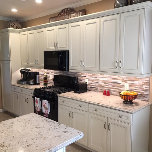 Kitchen photo - Taylorville Home Source