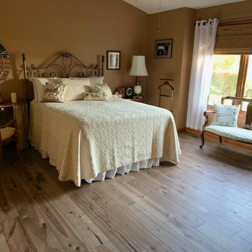 Flooring photos - Taylorville Home Source